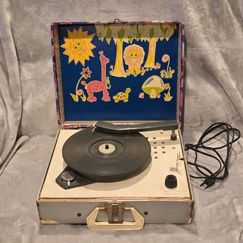 Vintage Major Model 101 Portable Record Player Floral Jungle Animals 3-Speed